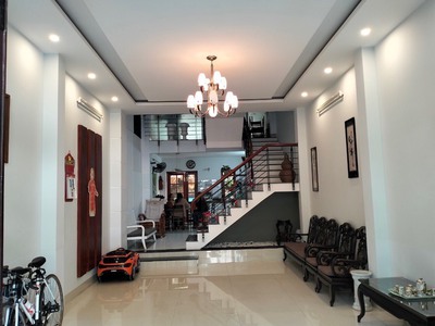 Tôi cần bán ngôi nhà 4 tầng đường văn cận ngay tt đà nẵng 0