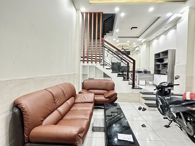Cứu Thương Staria Nhập Khẩu Hàn Quốc 135