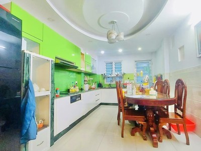 Cứu Thương Staria Nhập Khẩu Hàn Quốc 95