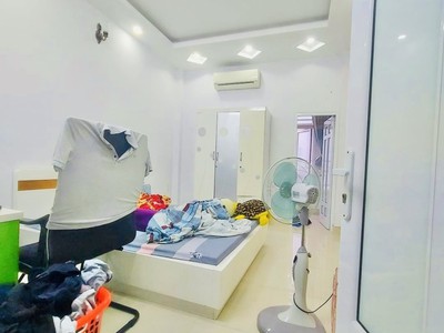 Cứu Thương Staria Nhập Khẩu Hàn Quốc 96