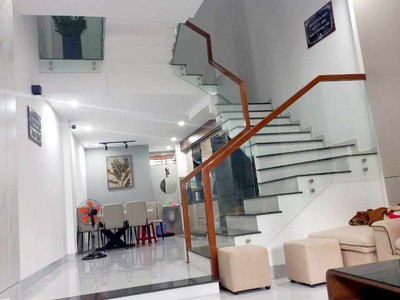 Mặt tiền nguyễn phước nguyên 48m2 3 tầng đẹp, ở kinh doanh, 3.x tỷ 4