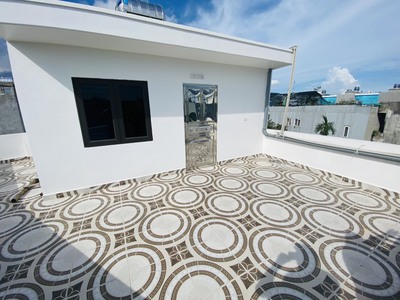 Cho thuê nhà mặt đường Hồ Sen siêu xinh 6