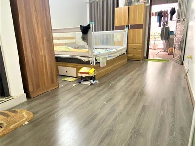 Nhà 2 ngủ 42m2 - Độc lập Dân xây, Chỉ việc về ở đường Lạch Tray chưa đến 2 tỷ 2