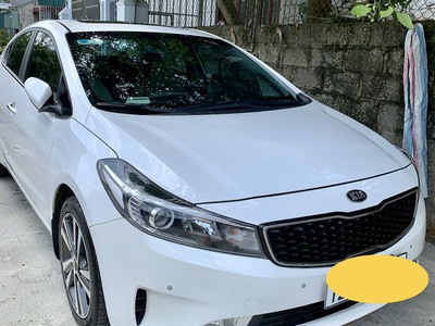 Chính chủ bán Xe Kia cerato đời cuối 2018 bản 1.6 số tự động 6 cấp ghế 2 màu. 0