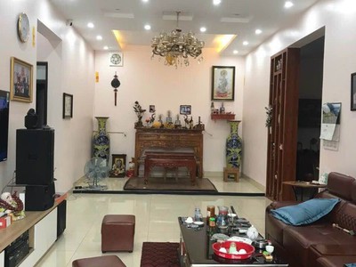 Chính chủ cần bán gấp căn nhà mới xây nội thất hoàn chỉnh thuộc phường tân long , tiếp giáp phường 1