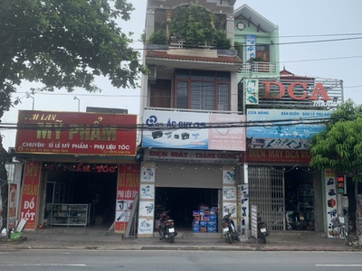 Nhà 3 tầng mặt đường giữa trung tâm -thị - trấn - gôi -ngay cổng chợ  - đang kinh doanh rất rất 1
