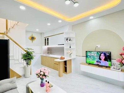 Bán nhà mỹ hạnh 680tr 2 phòng ngủ 120m2 sổ hồng riêng 3