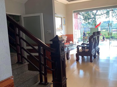 Cho thuê nhà 2 mặt tiền tại Trần Phú, Liên Bảo, Vĩnh Yên, Vĩnh Phúc. Gía 7,5 triệu. LH: 098.991.6263 0