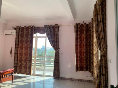 Cho thuê nhà 2 mặt tiền tại Trần Phú, Liên Bảo, Vĩnh Yên, Vĩnh Phúc. Gía 7,5 triệu. LH: 098.991.6263 3