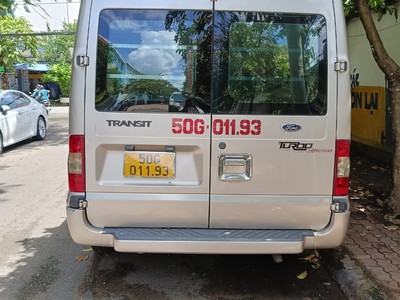 Cần bán xe ford 16 chỗ hạ xuống 6 chỗ 2