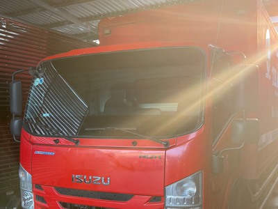 Cty cần bán nhanh : ISUZU 5Tấn sx 2021 0