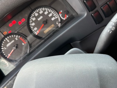 Cty cần bán nhanh : ISUZU 5Tấn sx 2021 7