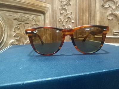 Kính thời trang Rayban - Ý . 0