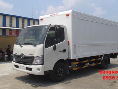 Đóng thùng xe tải Hino 0