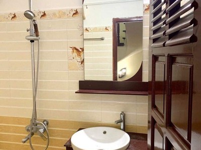 Cần bán nhà hoàng đạo thành, thanh xuân, 65m, 6t, mt 4.5m, lô góc, 3 ô tô tránh, kd, 11 tỷ, 4