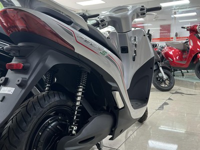 Bùng chất riêng với vinfast feliz s 0