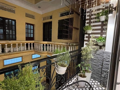 Nhà mới đẹp  6 tầng  Diện tích 42m2   50m ra đến mặt phố Giáp Bát   Gía 3.5 tỷ 1