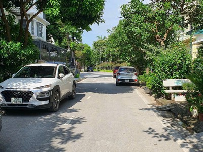 Sốc lk viglacera xuân phương 75m 5t, hoàn thiện đẹp, sát hồ, hướng nam, giá 8.5 tỷ 0