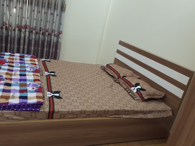 Cho thuê nhà Văn Cao cách mặt đường 4m 0