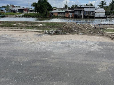 Bán nhanh lô góc 2 mặt tiền đường siêu hiếm giá cực tốt trung tâm thành phố cà mau,xã lý văn lâm 2