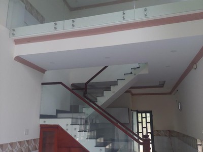 Chính chủ cần cho thuê 1050m2 đất có  nhà 100m2  tại xã bình chánh 3