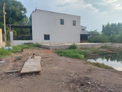 Chính chủ cần cho thuê 1050m2 đất có  nhà 100m2  tại xã bình chánh 4