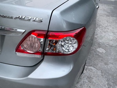 Chính chủ bán Xe TOYOTA COROLLA sx năm 2010 2
