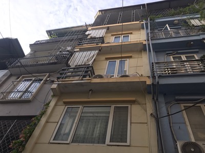 Cho thuê nhà mặt ngõ 39,8m2 x 5 tầng sạch sẽ phường Tứ Liên Tây Hồ Hà Nội 1