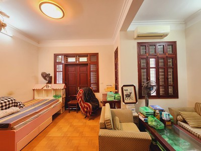 Cứu Thương Staria Nhập Khẩu Hàn Quốc 5087