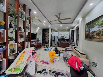 Cứu Thương Staria Nhập Khẩu Hàn Quốc 5670