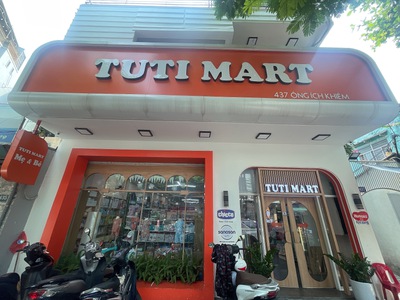 Cho thuê nhà mặt tiền đường ông ích khiêm hải châu đà nẵng diện tích 220m  ngang 10m 4