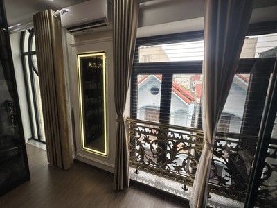 Cứu Thương Staria Nhập Khẩu Hàn Quốc 6351