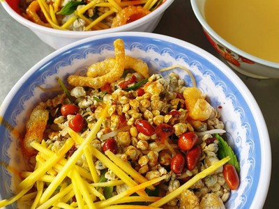 4 Quán ăn trưa ở Huế nên thử 0