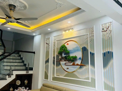 Bán nhà 4 tầng ngõ phố An Ninh, TP HD, 40m2, 3 phòng ngủ, phòng khách, chỉ 1.9x tỷ 2