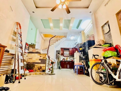 Cứu Thương Staria Nhập Khẩu Hàn Quốc 6724