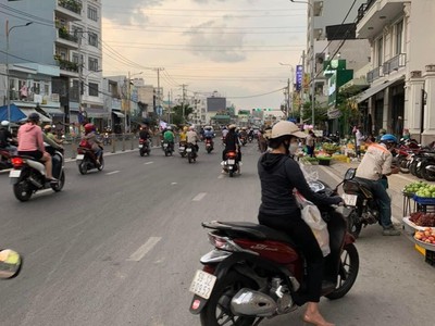 Bán nhà nguyễn xí bình thạnh, hẻm xe hơi 6m, dt 58m2  4x15m , gần mt, chỉ 7.2 tỷ 1