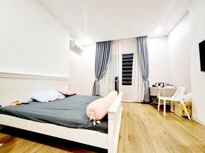 Đào tấn - 48m2 x 3 tầng   1 lửng - lô góc 4 thoáng - cách ô tô 15m - mặt tiền 4.5m - nhỉnh 5 tỷ 0
