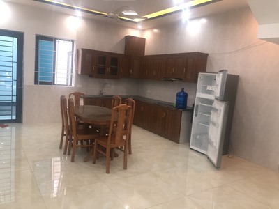 Cho thuê nhà 4 tầng tại Khai Quang, Vĩnh yên, Vĩnh Phúc. Gía 12 triệu 6