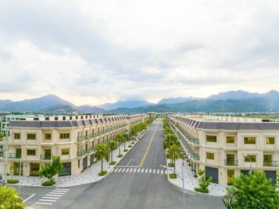 Cần Bán Shophouse LakeSide, 3 tầng, mặt tiền Đường 15m  Vị Trí Đẹp  Giá SIÊU RẺ T8/2023 10