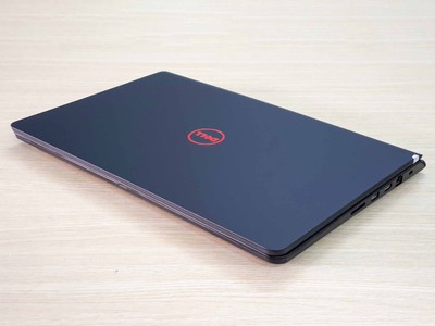 Laptop Gaming Dell Inspiron 5577 i7-7700HQ Ram 8GB SSD 128GB HDD 500GB VGA GTX 1050 Màn hình 15.6 In 1