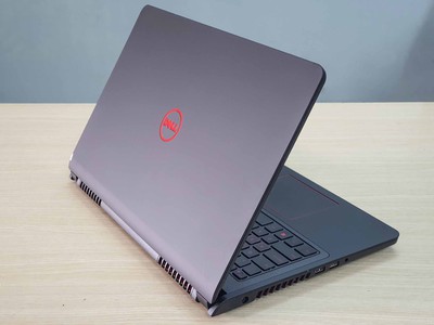 Laptop Gaming Dell Inspiron 5577 i7-7700HQ Ram 8GB SSD 128GB HDD 500GB VGA GTX 1050 Màn hình 15.6 In 2