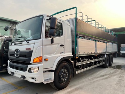 Hino FL cực khỏe cõng trâu 0