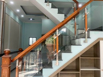 Cần bán gấp nhà SỔ HỒNG RIÊNG Thái Hòa tân Uyên. Giá 1ty650 5