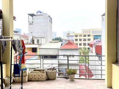 Cho thuê nhà nguyên căn, hgđ, nguyễn hoàng tôn 40m2, 5t, 3n, đủ đồ,12 tr, tây hồ. 2