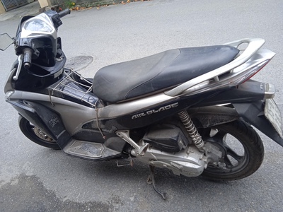 Bạn xe còn mới nguyên jin đi làm it 0