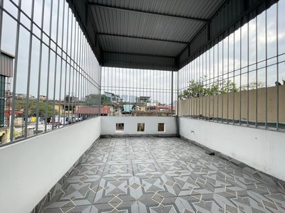 Bán nhà trần khát chân - lạc nghiệp - ô tô - 30 m2 - 5t - 4 tỷ 2 - trung tâm hai bà trưng 3