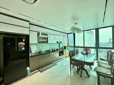 Bán căn nhà 6t phố hoàng quốc việt, 50m2, mt 4.2m tm, gần phố, ô tô tránh. giá 12.8 tỷ. 1