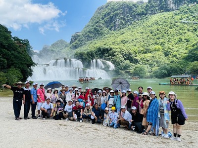 Tour Đông bắc Saco Travel 3