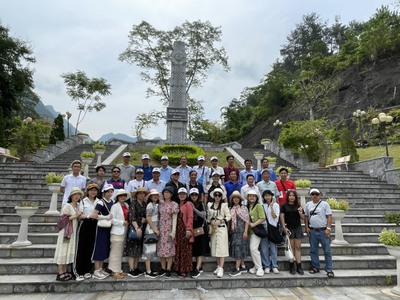 Tour Đông bắc Saco Travel 5