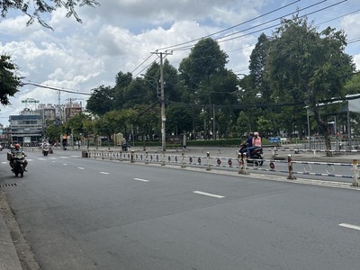 Bán nhà mặt tiền đường nguyễn văn khối ngay công viên làng hoa, dt: 6x22m, 5 tầng, 19 tỷ 0